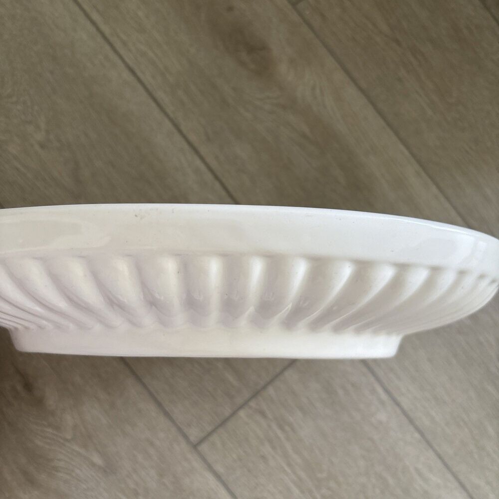 Haeger #293 lg vintage MCM fluted curved centerpiece serving bowl dish platter
